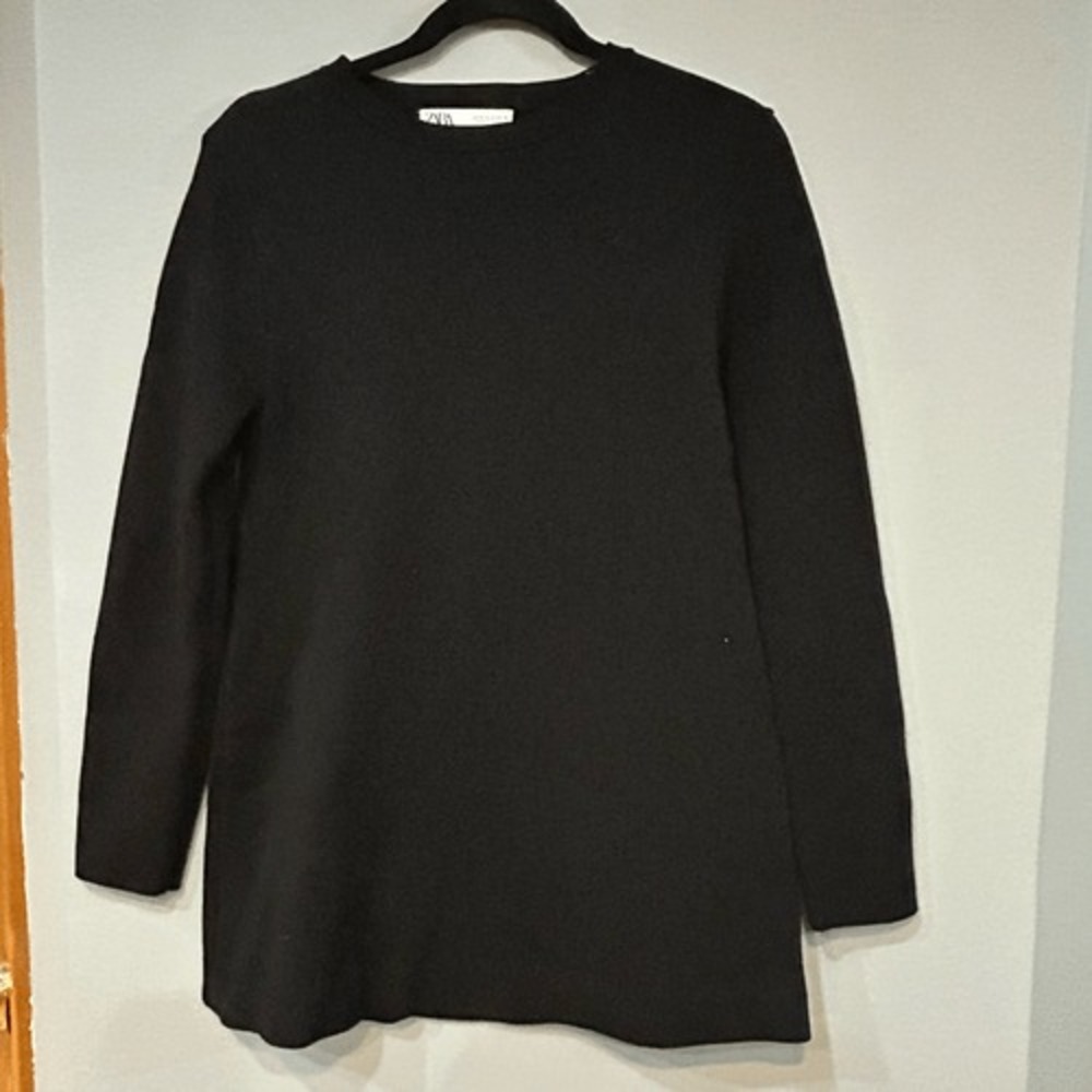 ZARA basic minimalist Black Long Sleeve Crew Neck knit Tunic Top Size Medium